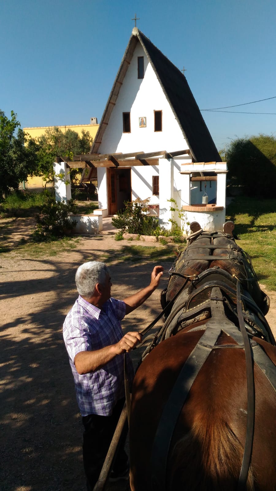 Visit Barraca, typical building valencian, the best visits of Valencia, the best tourist guides and routes